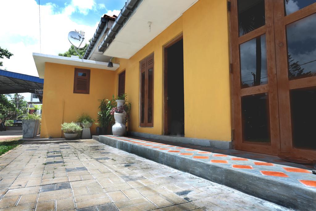 Villa Mitrayu Nugegoda Zimmer foto